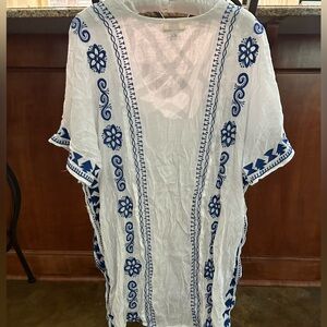 UMGEE S/M cover up great condition